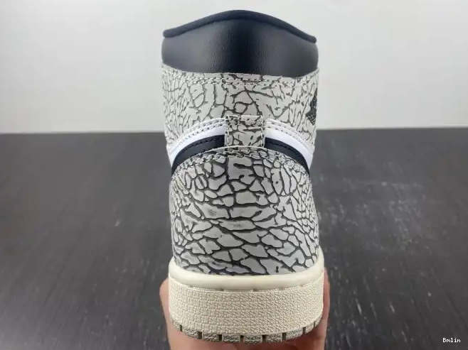 Boostmaster lin High OG White DZ5485-052 Air Jordan 1 Cement 0531